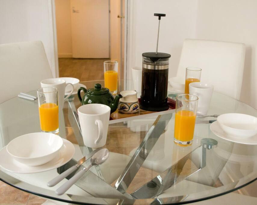 City Centre 4 Bedroom House Винчестер Экстерьер фото